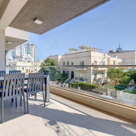 Marvellous 3Br Apartment In Central St Julians Saint Julian's Dış mekan fotoğraf