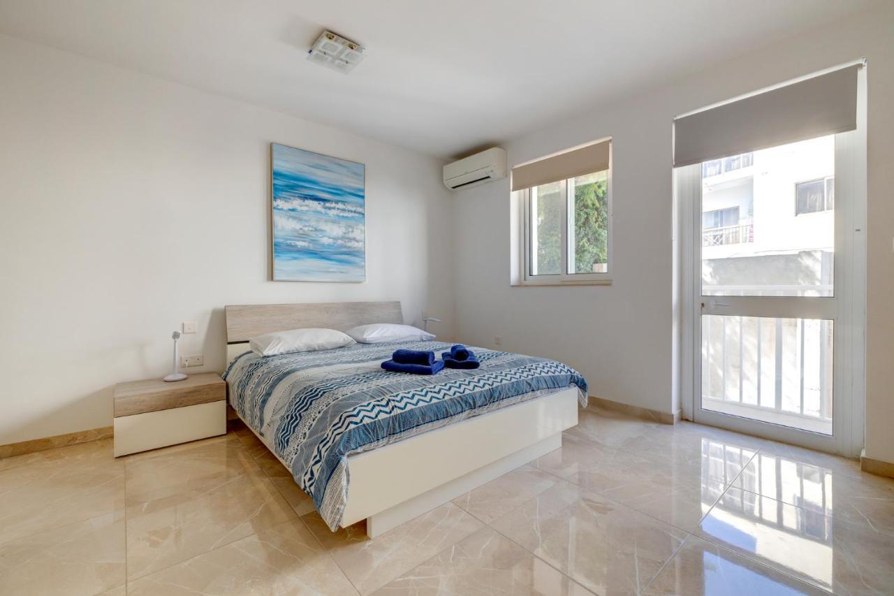 Marvellous 3Br Apartment In Central St Julians Saint Julian's Dış mekan fotoğraf