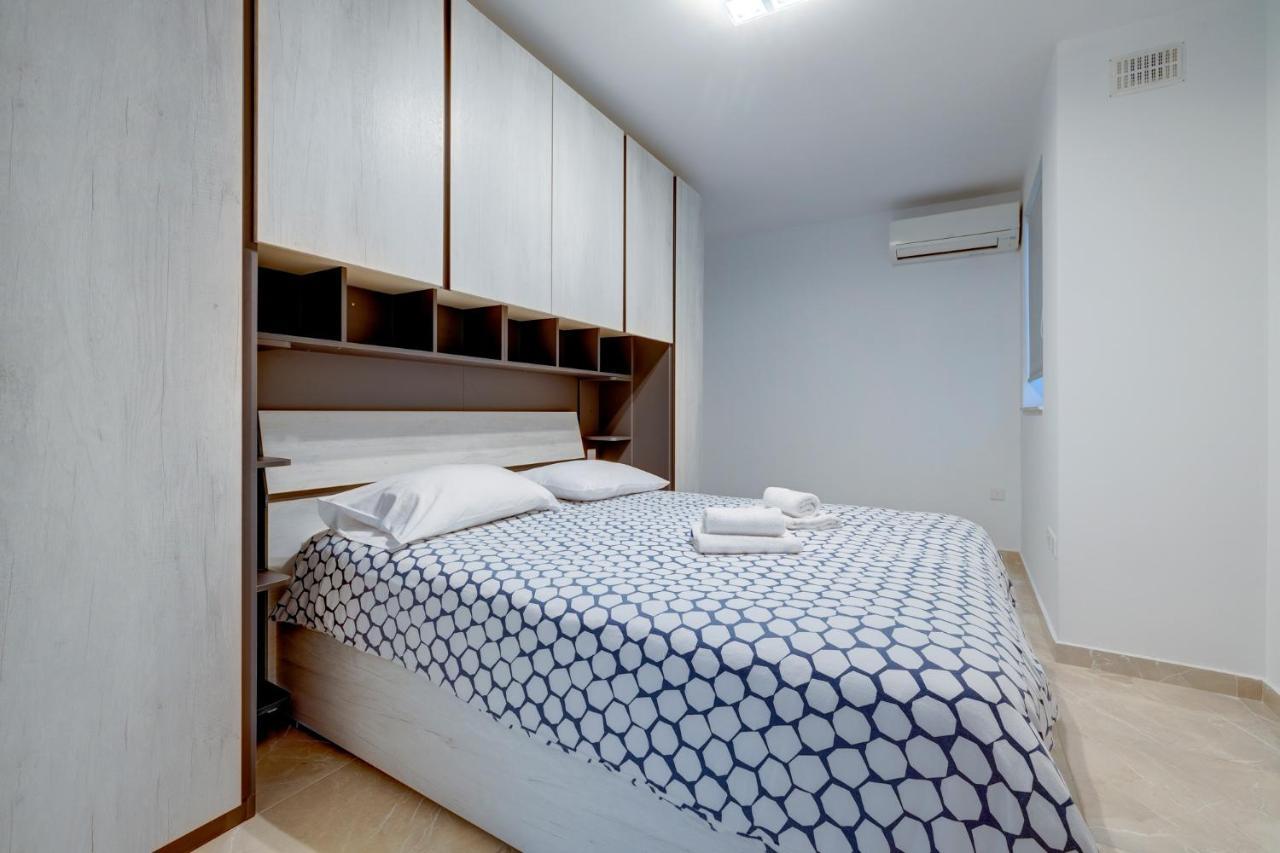 Marvellous 3Br Apartment In Central St Julians Saint Julian's Dış mekan fotoğraf