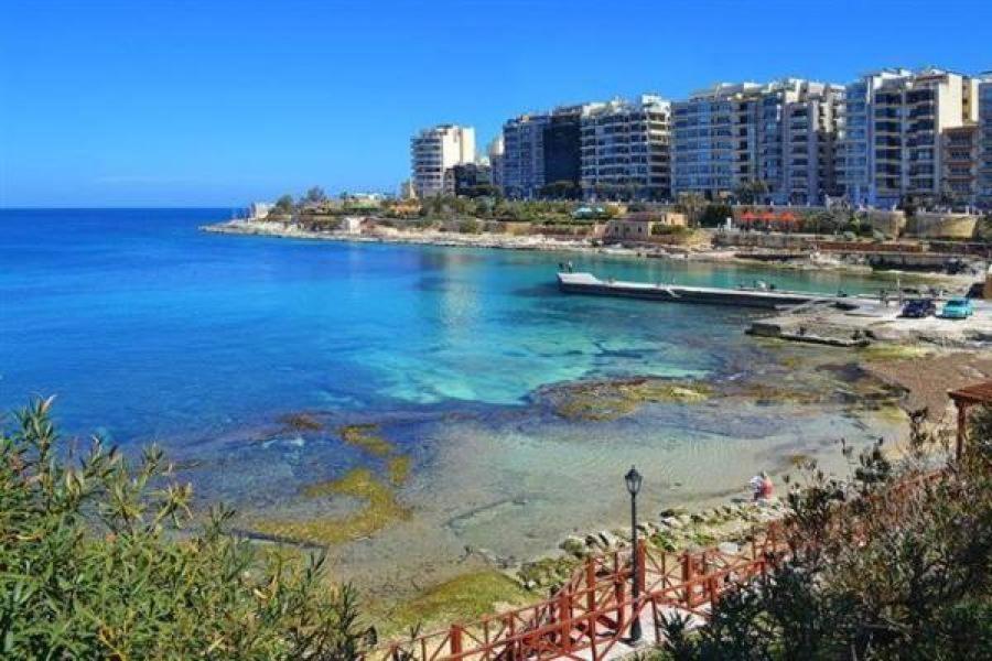 Marvellous 3Br Apartment In Central St Julians Saint Julian's Dış mekan fotoğraf