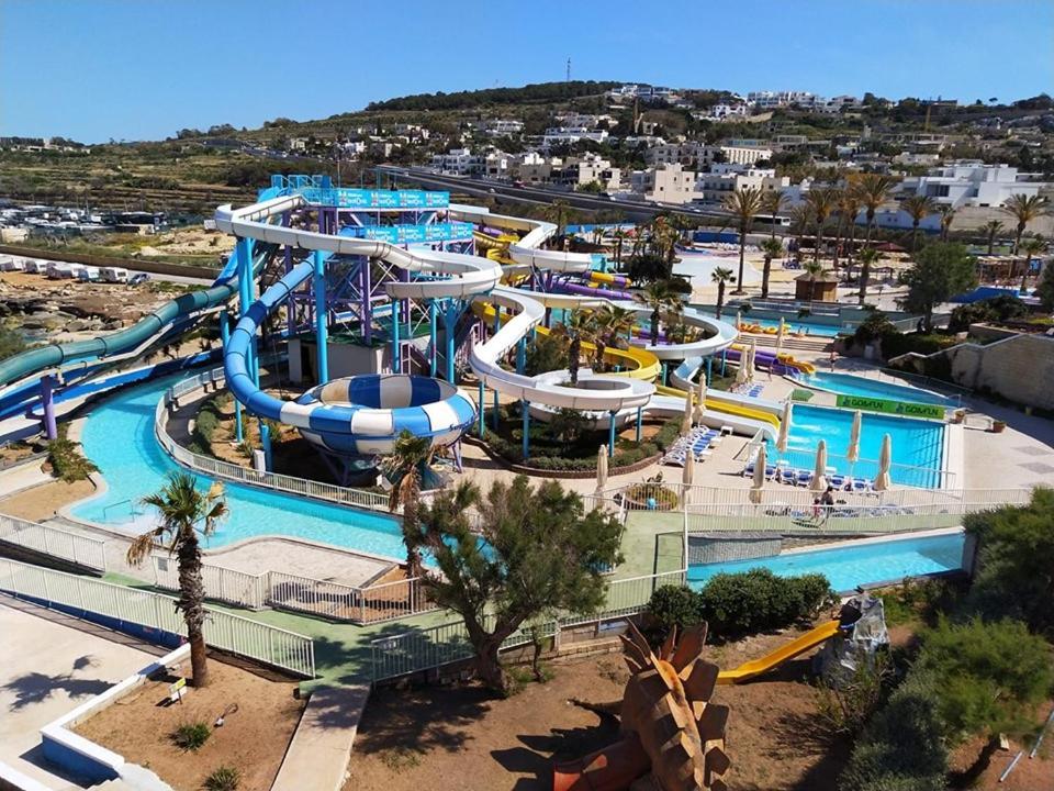 Marvellous 3Br Apartment In Central St Julians Saint Julian's Dış mekan fotoğraf